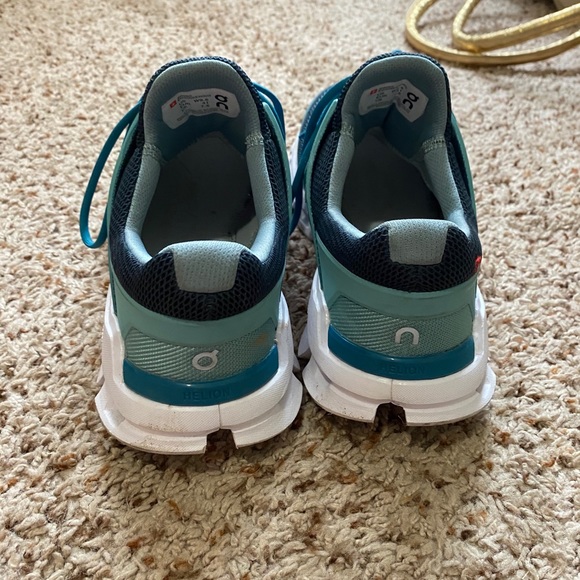 On Running Cloudswift Shoe sz 9.5 - Picture 5 of 6